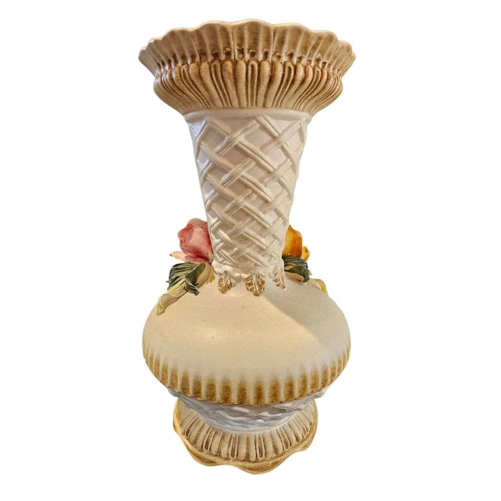 Capo di Monte Italy Toscany Floral Lattice Ceramic Vase 1699/M Cream Pink Yellow